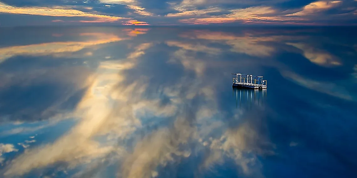 Current LLM Silos: A Bottleneck for Progress – Model Context Protocol