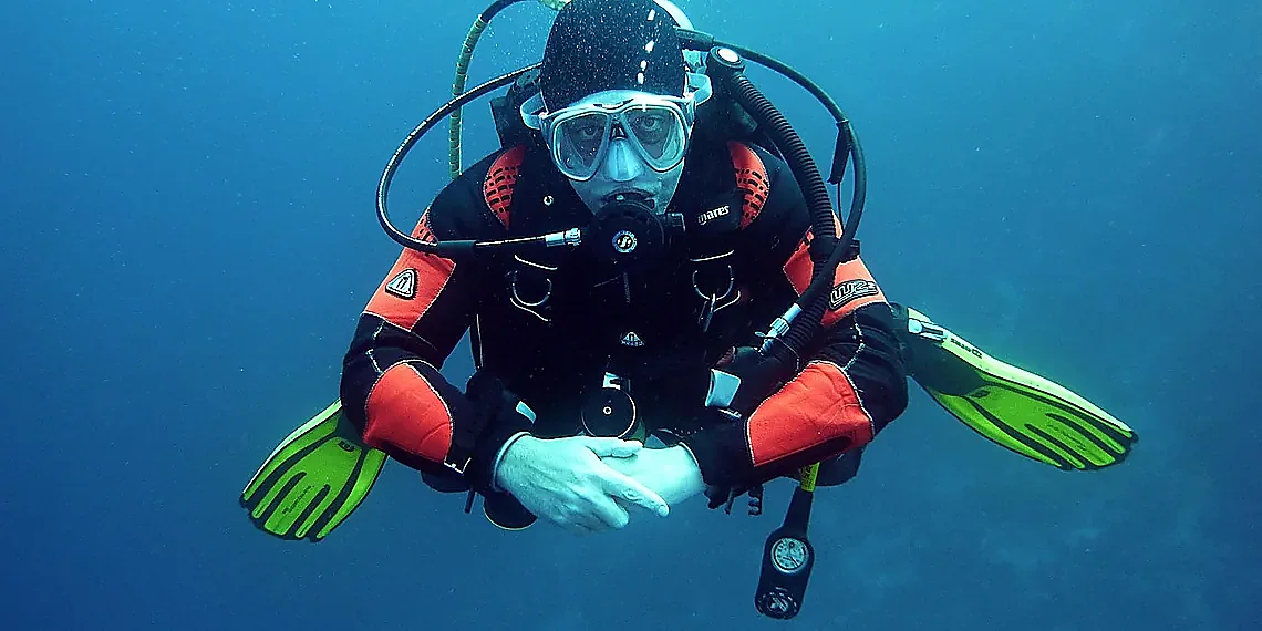 Commercial Diving & Infrastructure Inspection – underwater exoskeleton