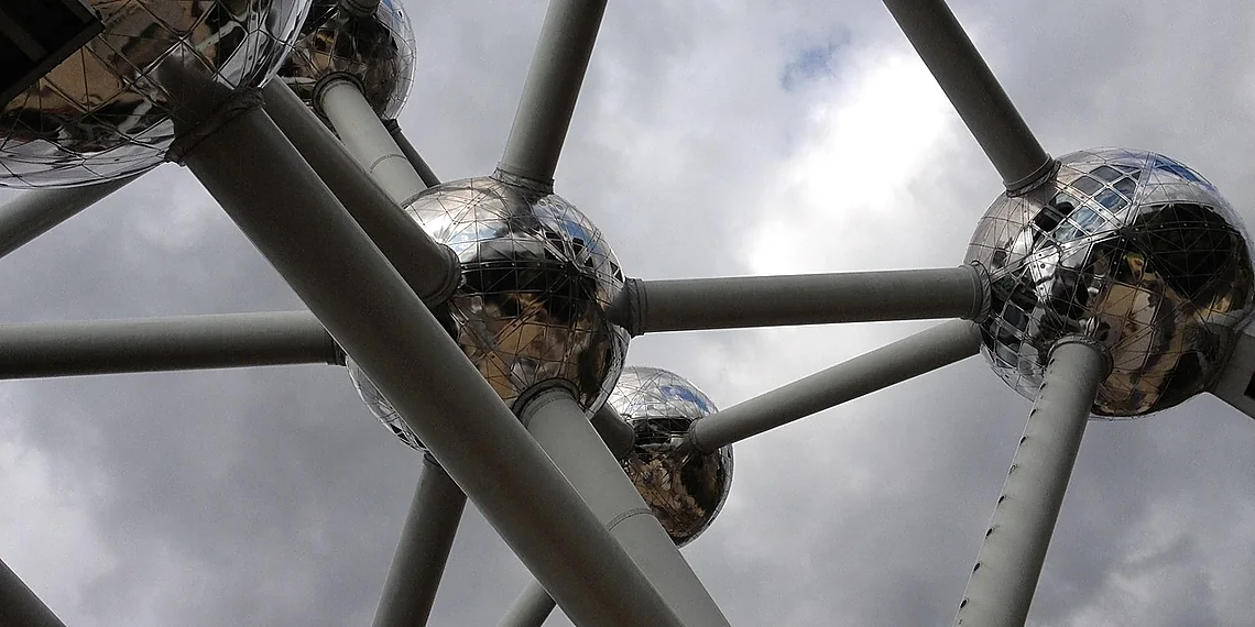 Related image for quantum staircase atoms