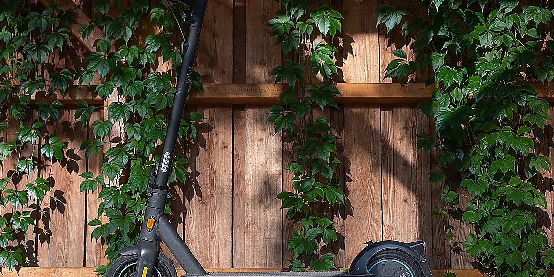 Boosting Entity Descriptions with AI – knowledge graph alignment