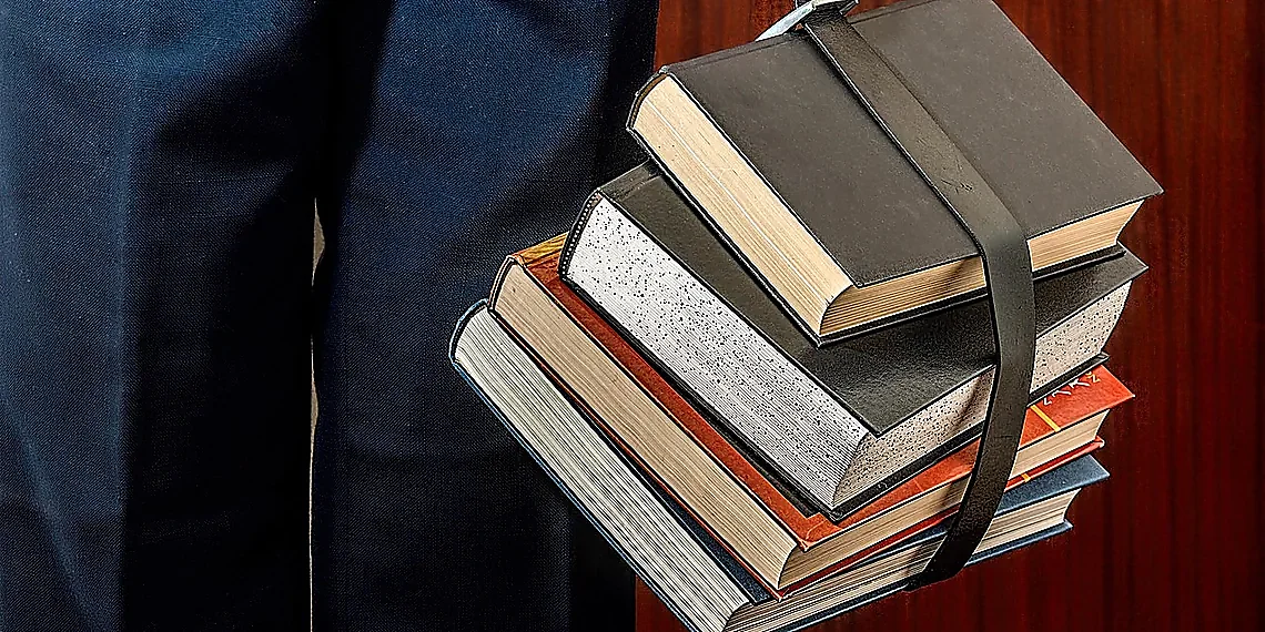 Understanding Label Poisoning Attacks – decentralized learning robustness