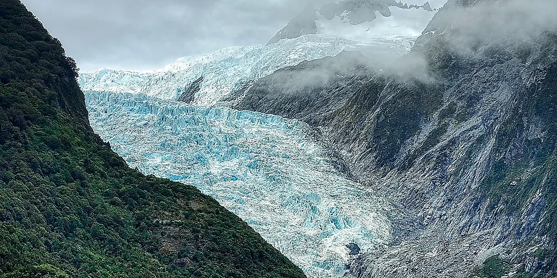 Scientific Aims & Capabilities – Hubble successor